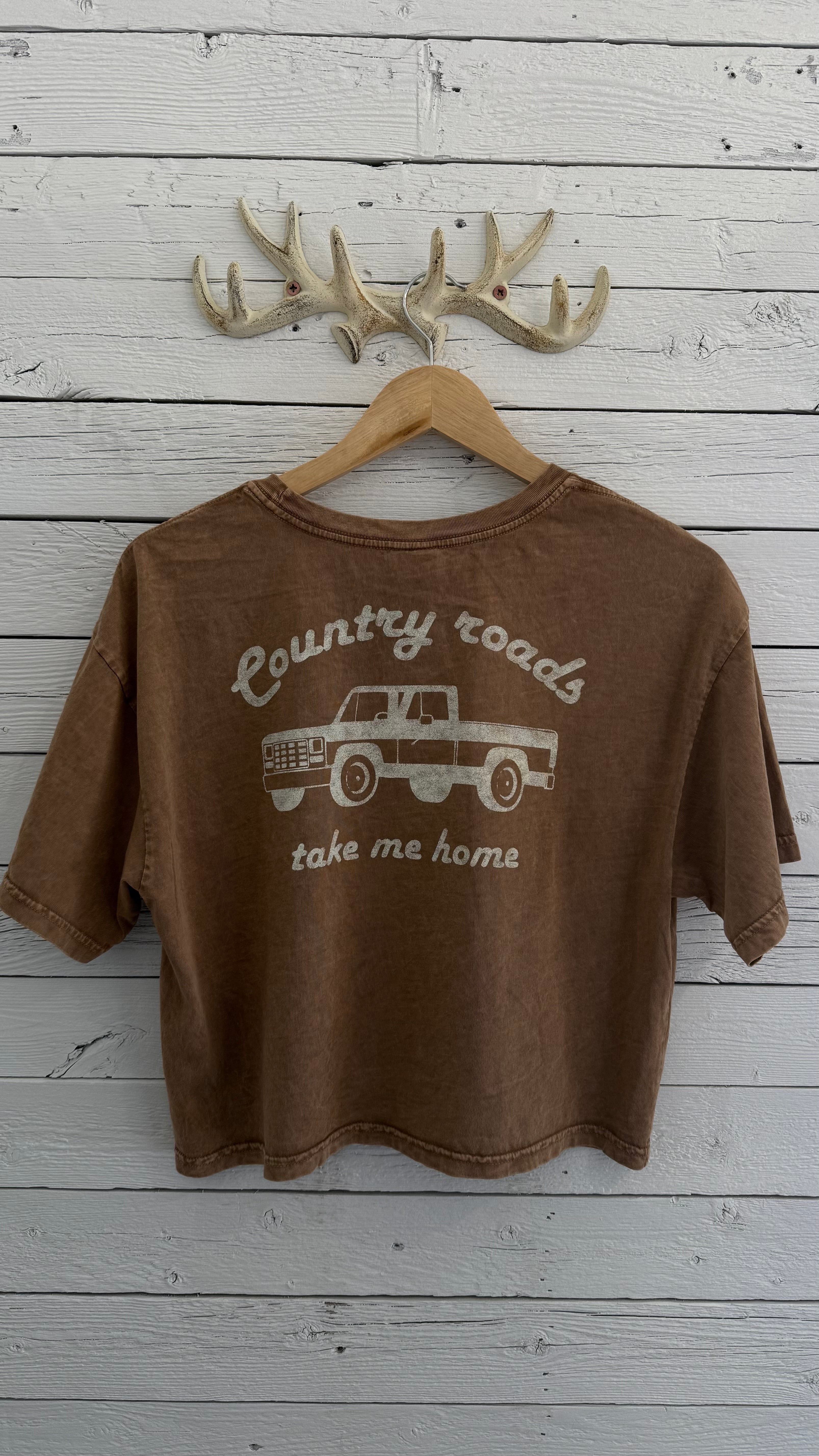 Country Roads Cropped Tee