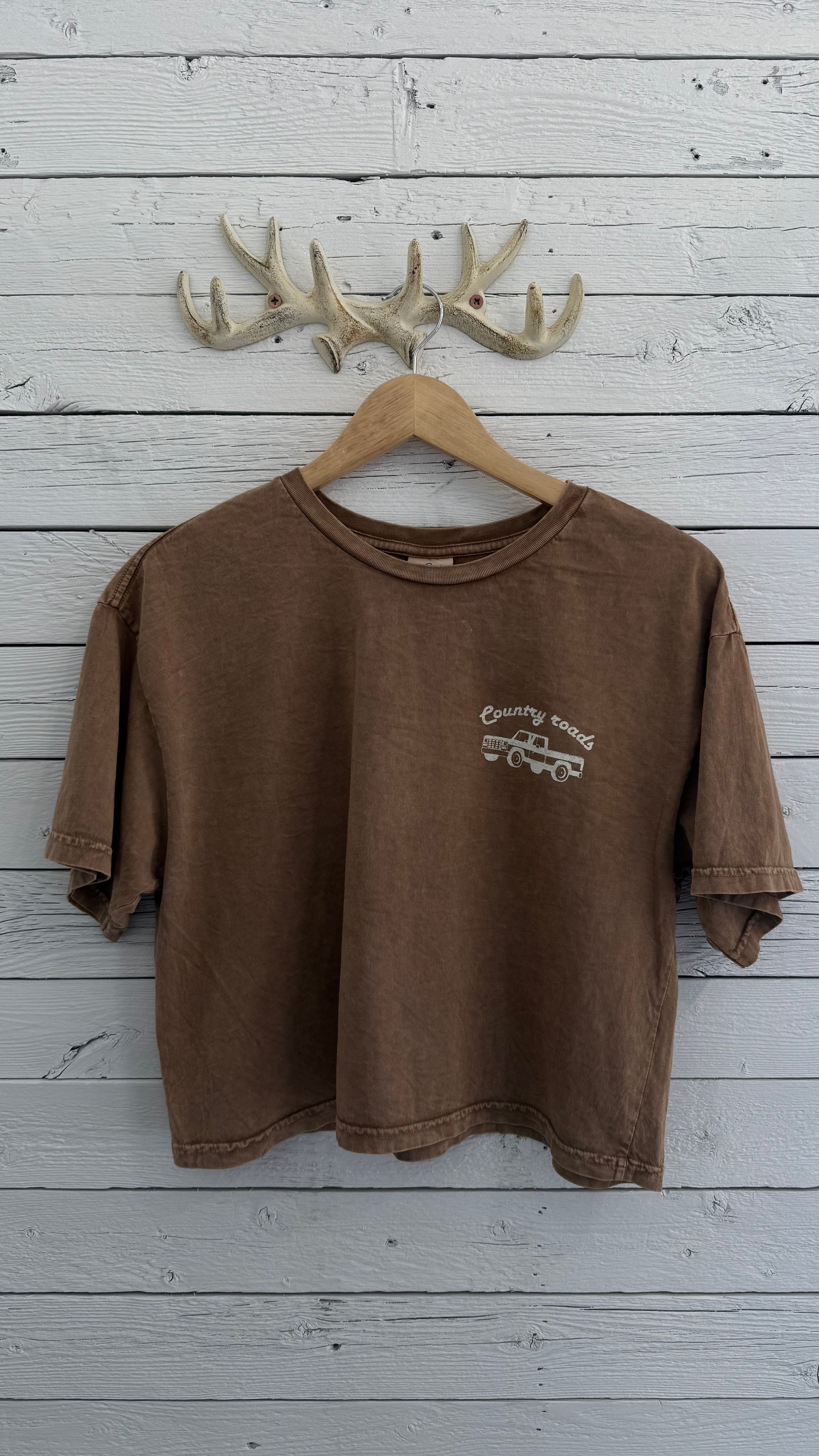 Country Roads Cropped Tee